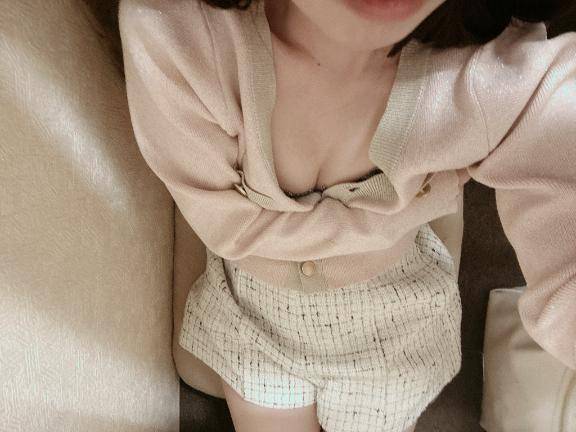 小鳥遊なこpicture