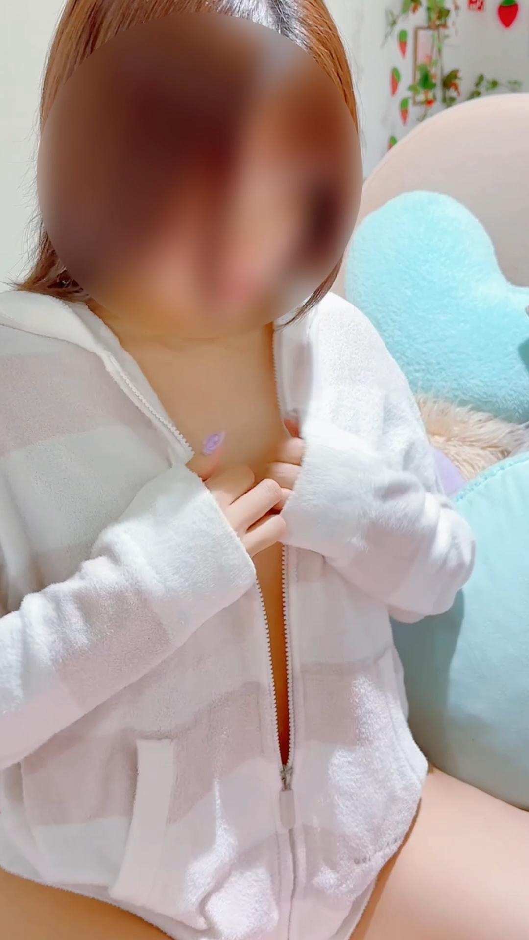 相田ゆいの動画